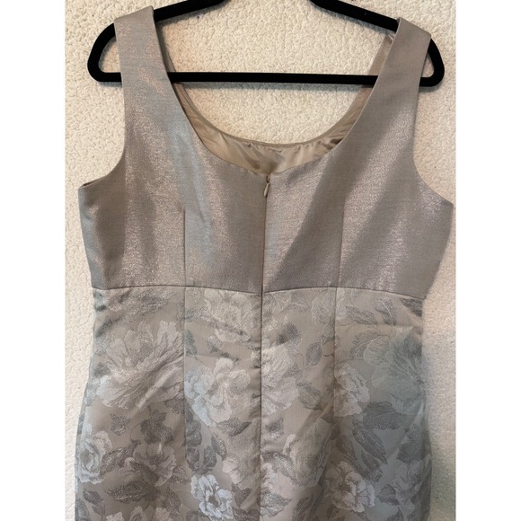 Cachet Dress & Jacket Set Women 12 Champagne Silver Metallic Formal Wedding - Picture 8 of 16